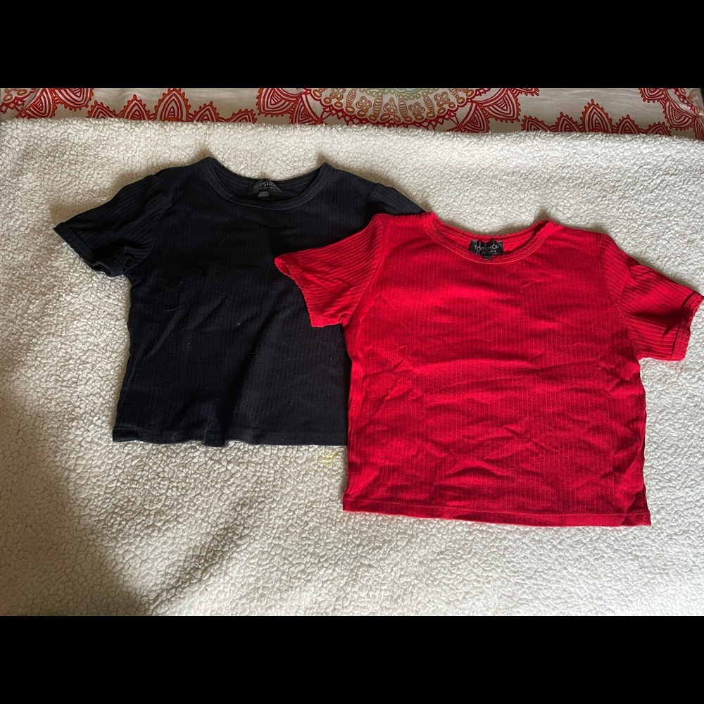 Lightly worn top shop cropped top. Red and black